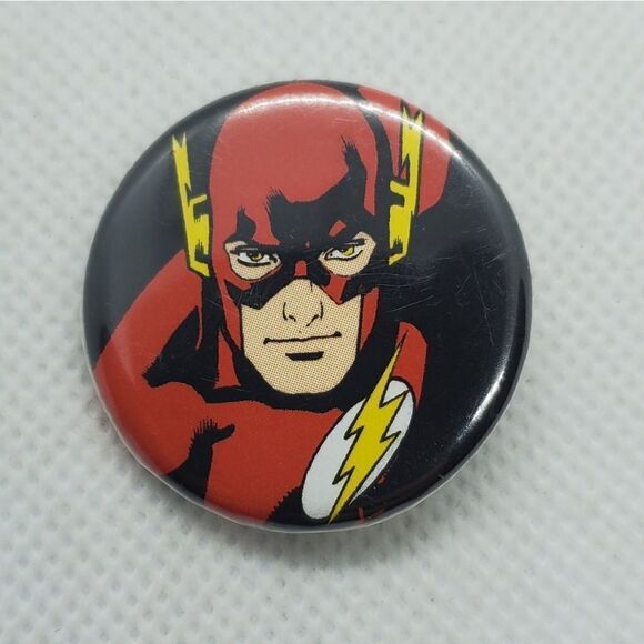 DC Comics The Flash Pin - Picture 2 of 4